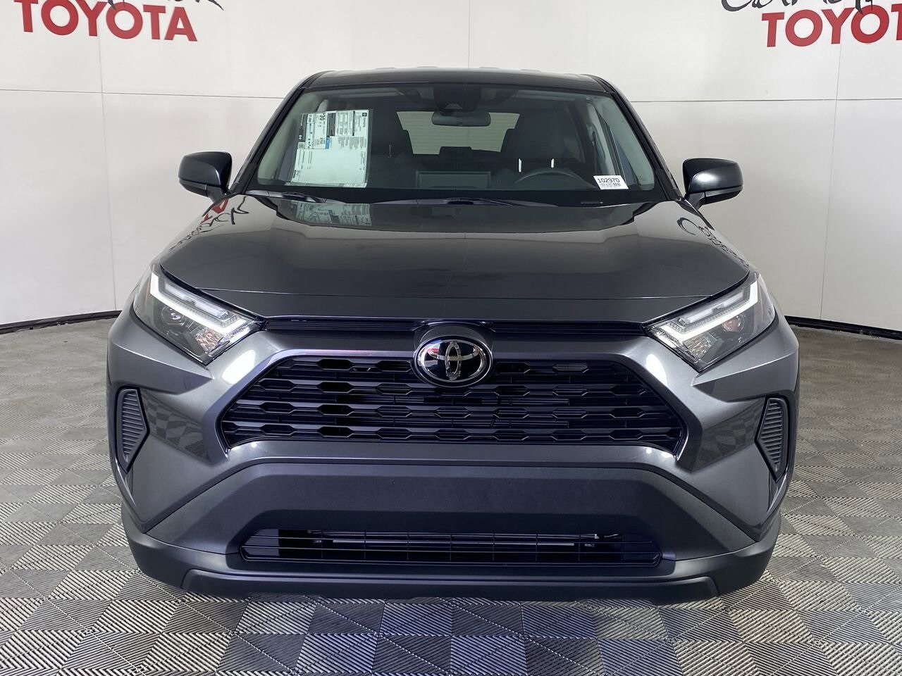 2025 Toyota RAV4 LE photo 3