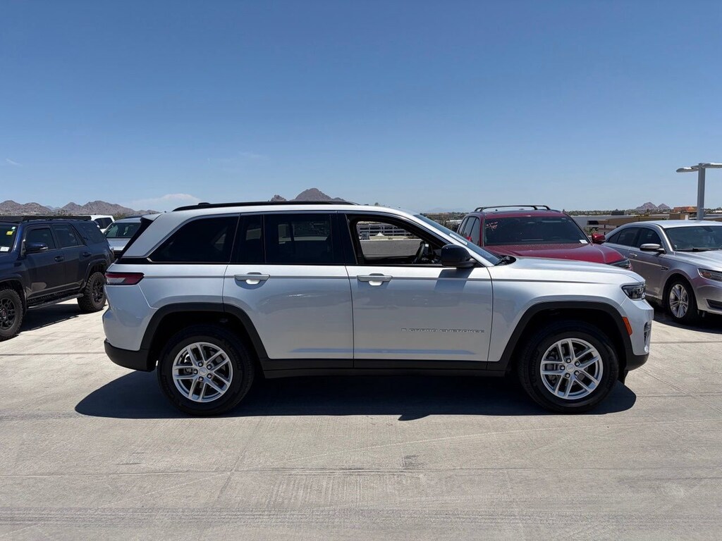 Used 2025 Jeep