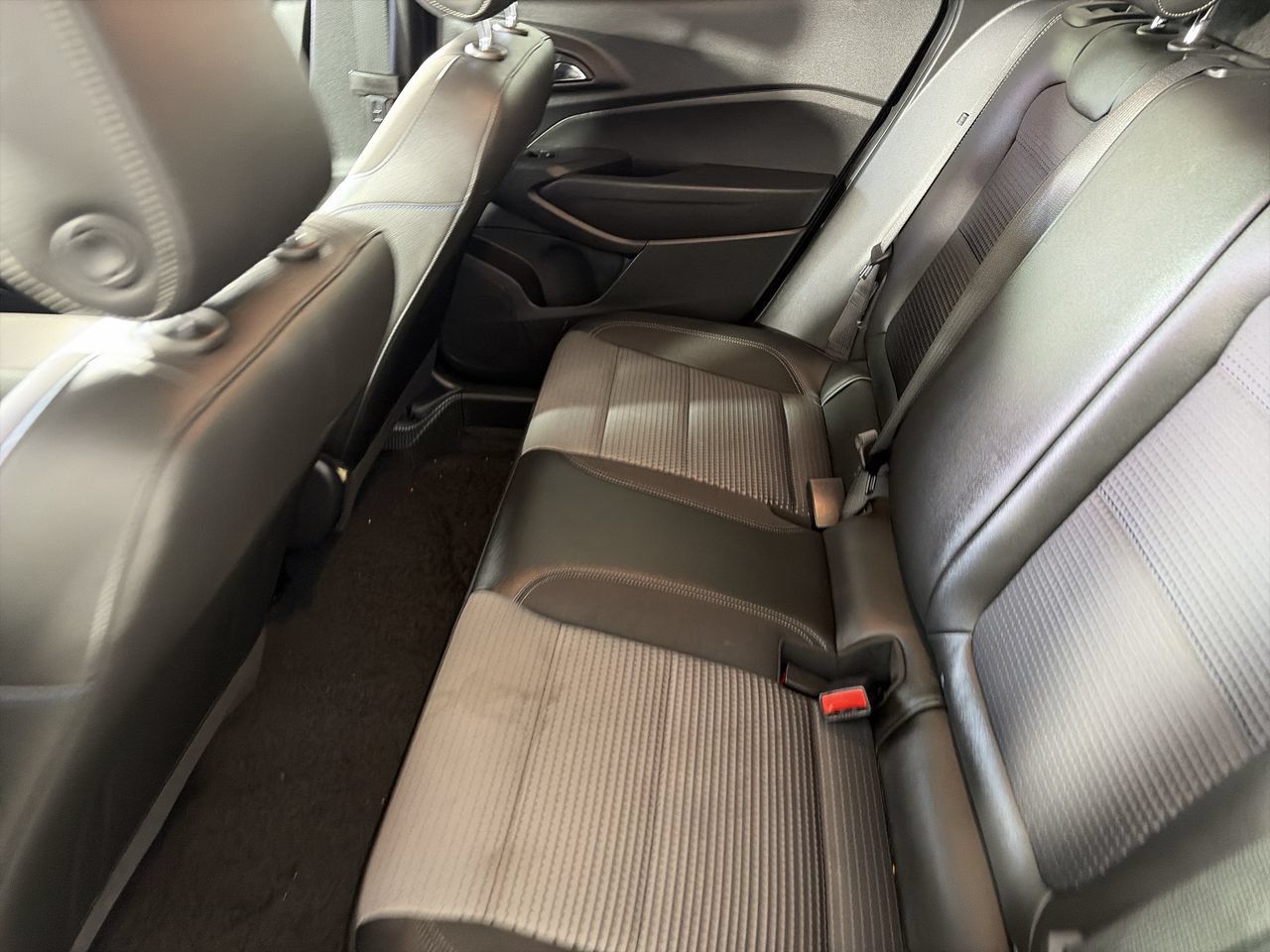2025 Chevrolet Trax LT - Photo 23