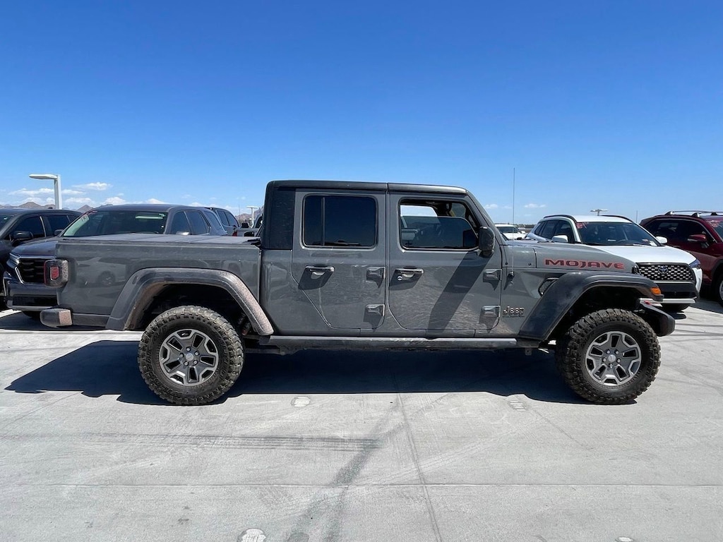 Used 2023 Jeep Gladiator Mojave Truck Crew Cab