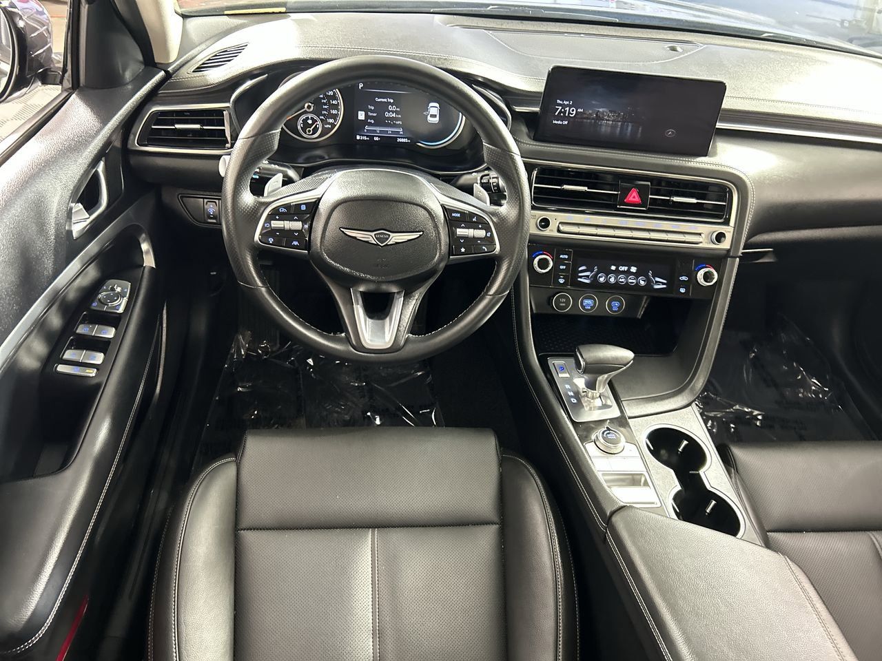 2025 GENESIS G70 Standard - Photo 21