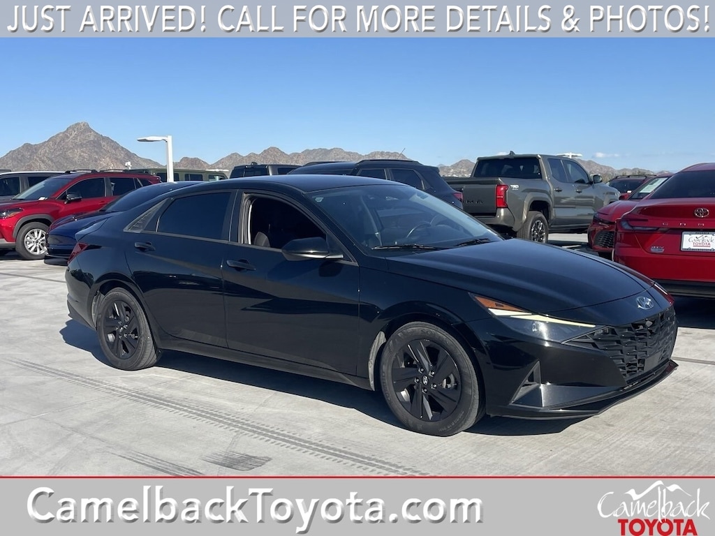 Used 2022 Hyundai Elantra SEL Sedan
