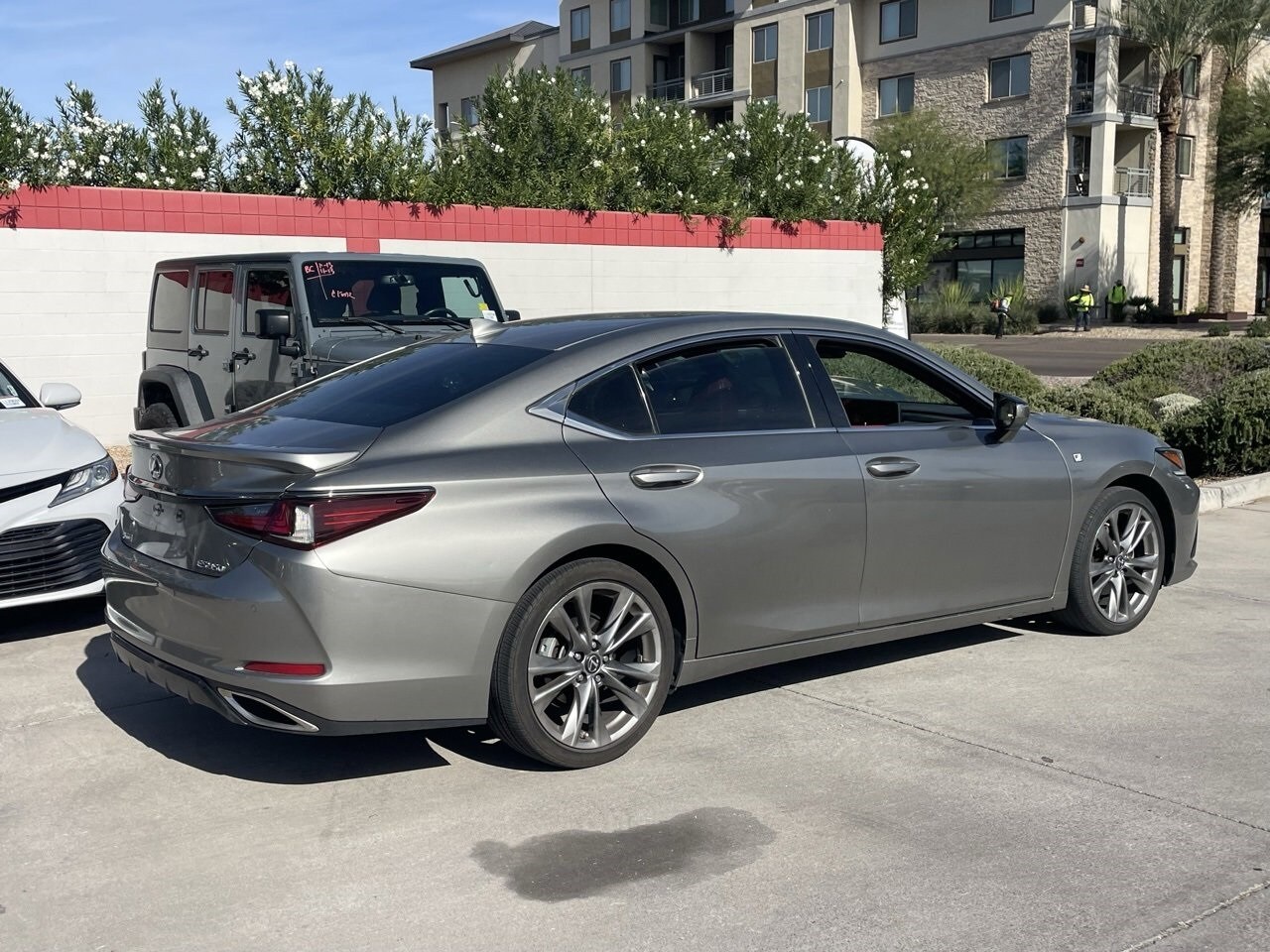 2019 Lexus ES 350 photo 2