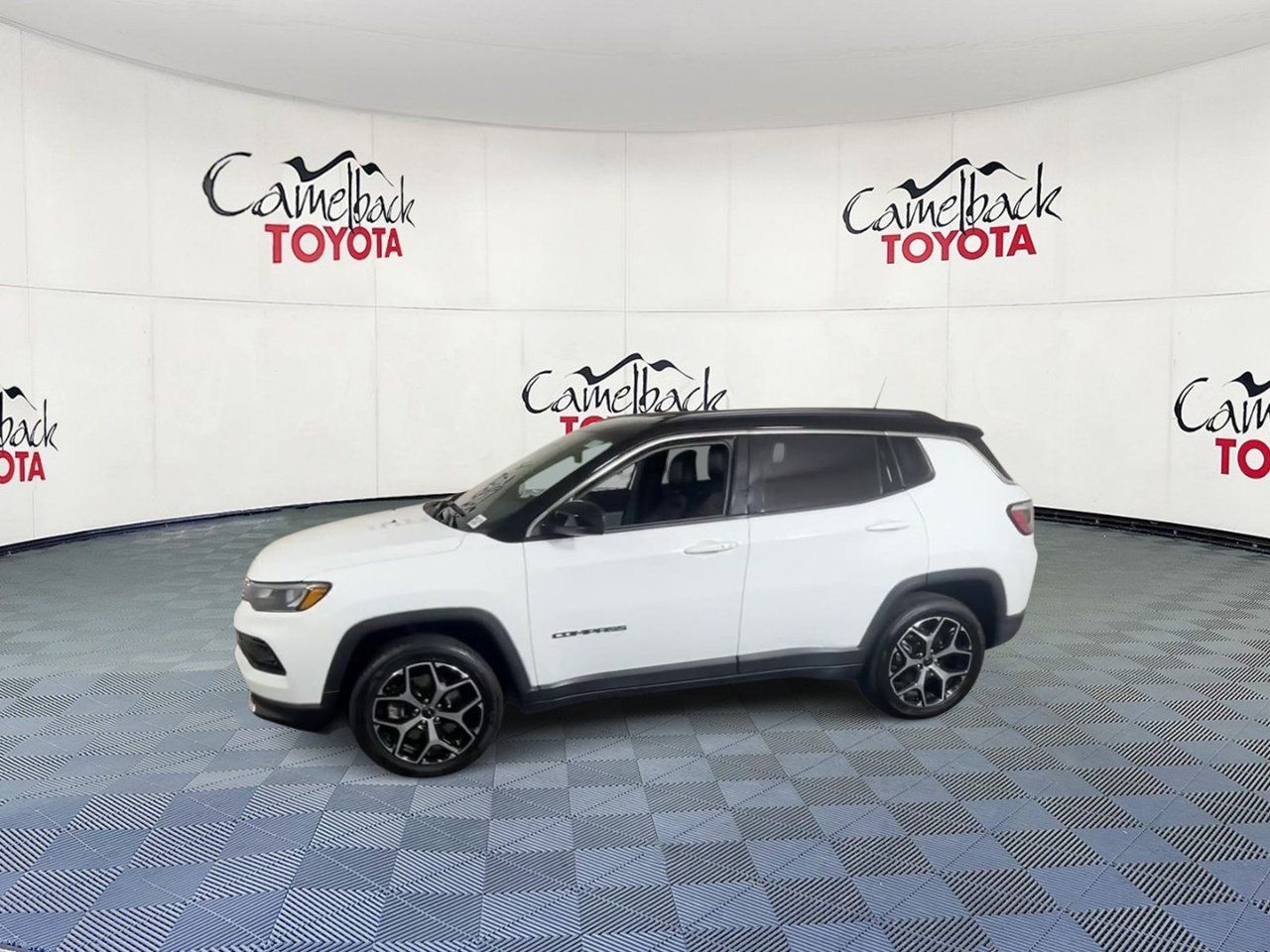 2025 Jeep Compass Limited - Photo 7