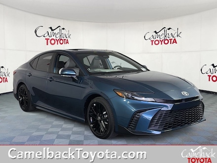 2026 Toyota Camry SE Sedan
