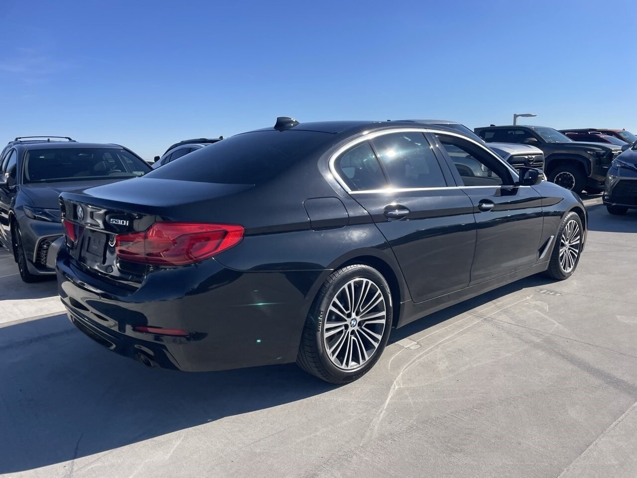 2018 Bmw 530i 5-Series photo 2