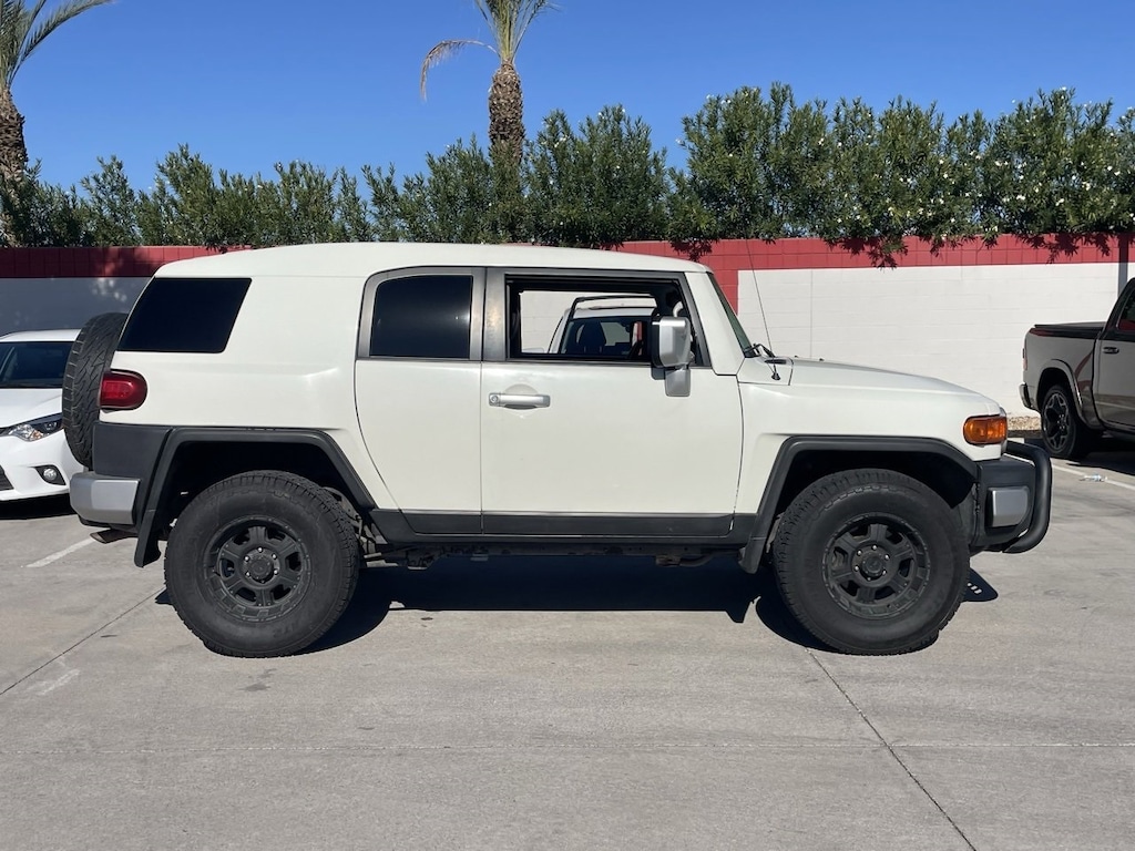 Used 2013 Toyota FJ Cruiser Base SUV