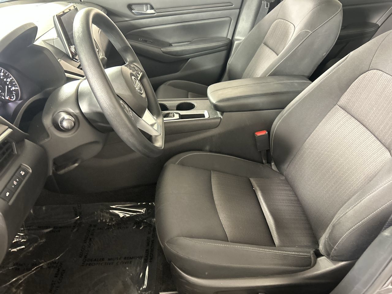 2025 Nissan Altima SV - Photo 21