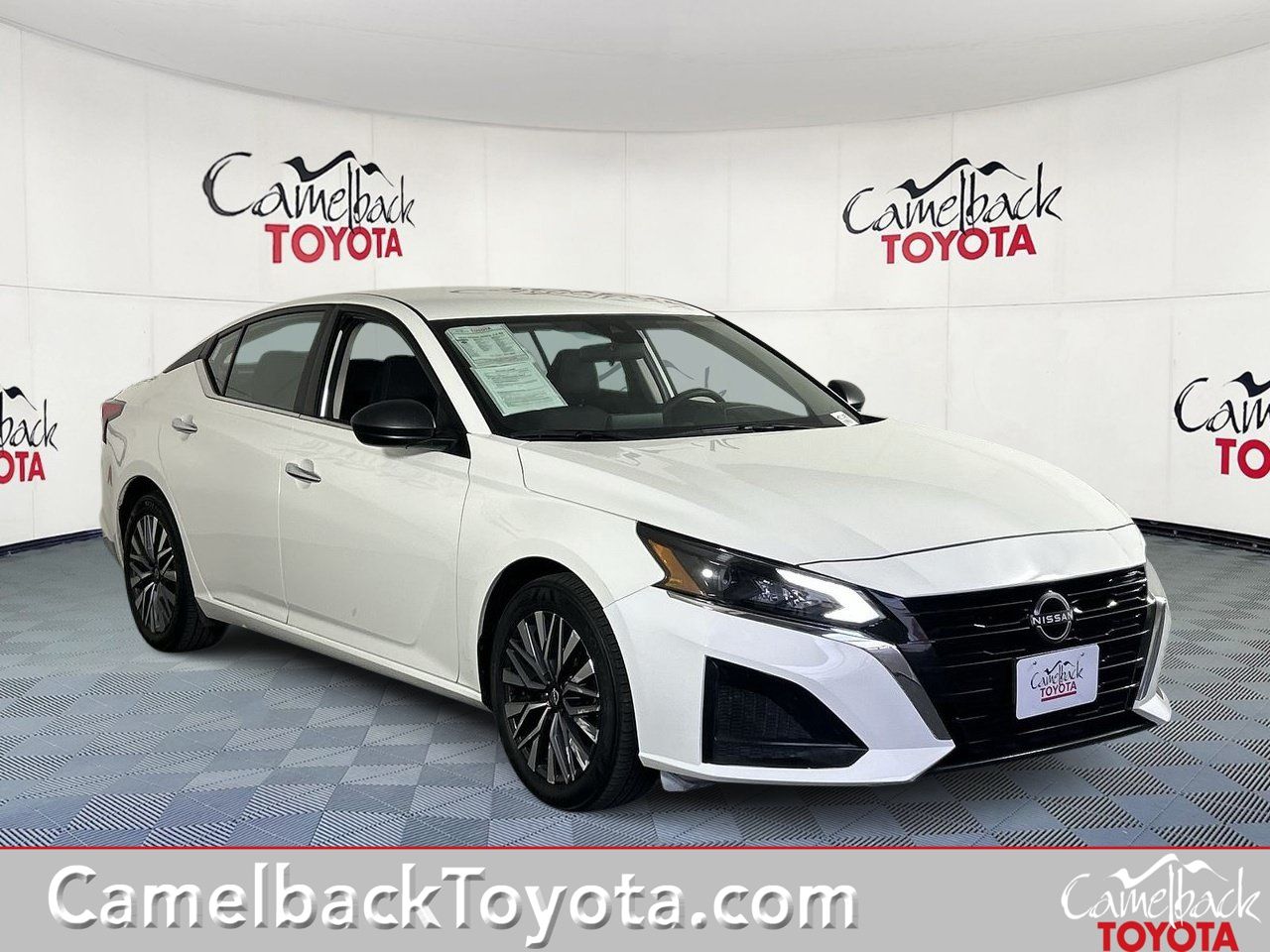 2025 Nissan Altima