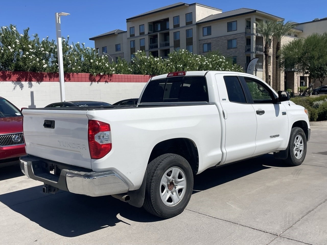 2015 Toyota Tundra SR5 Grade photo 2
