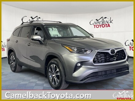 2025 Toyota Highlander XLE SUV
