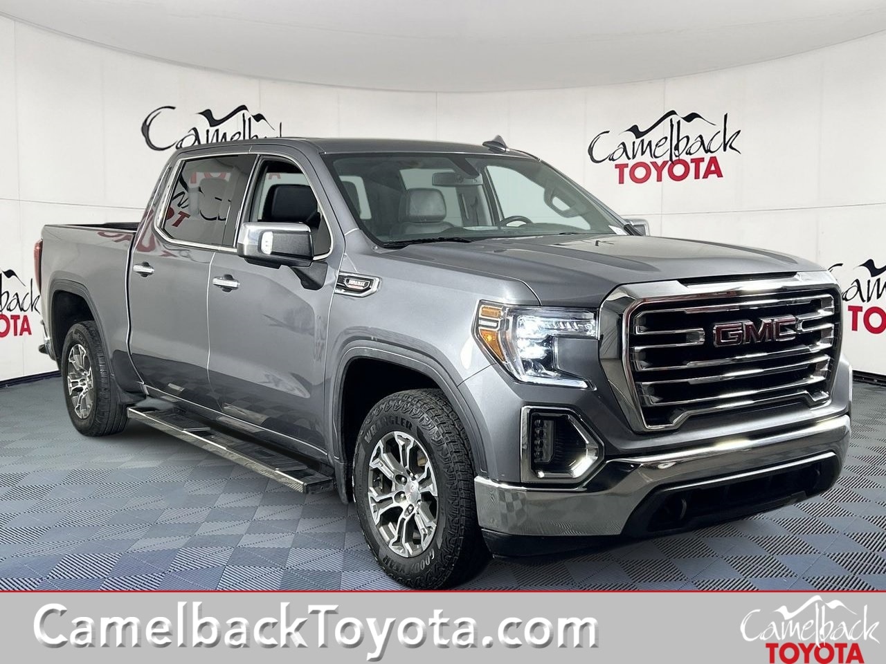 2022 GMC Sierra SLT's photo