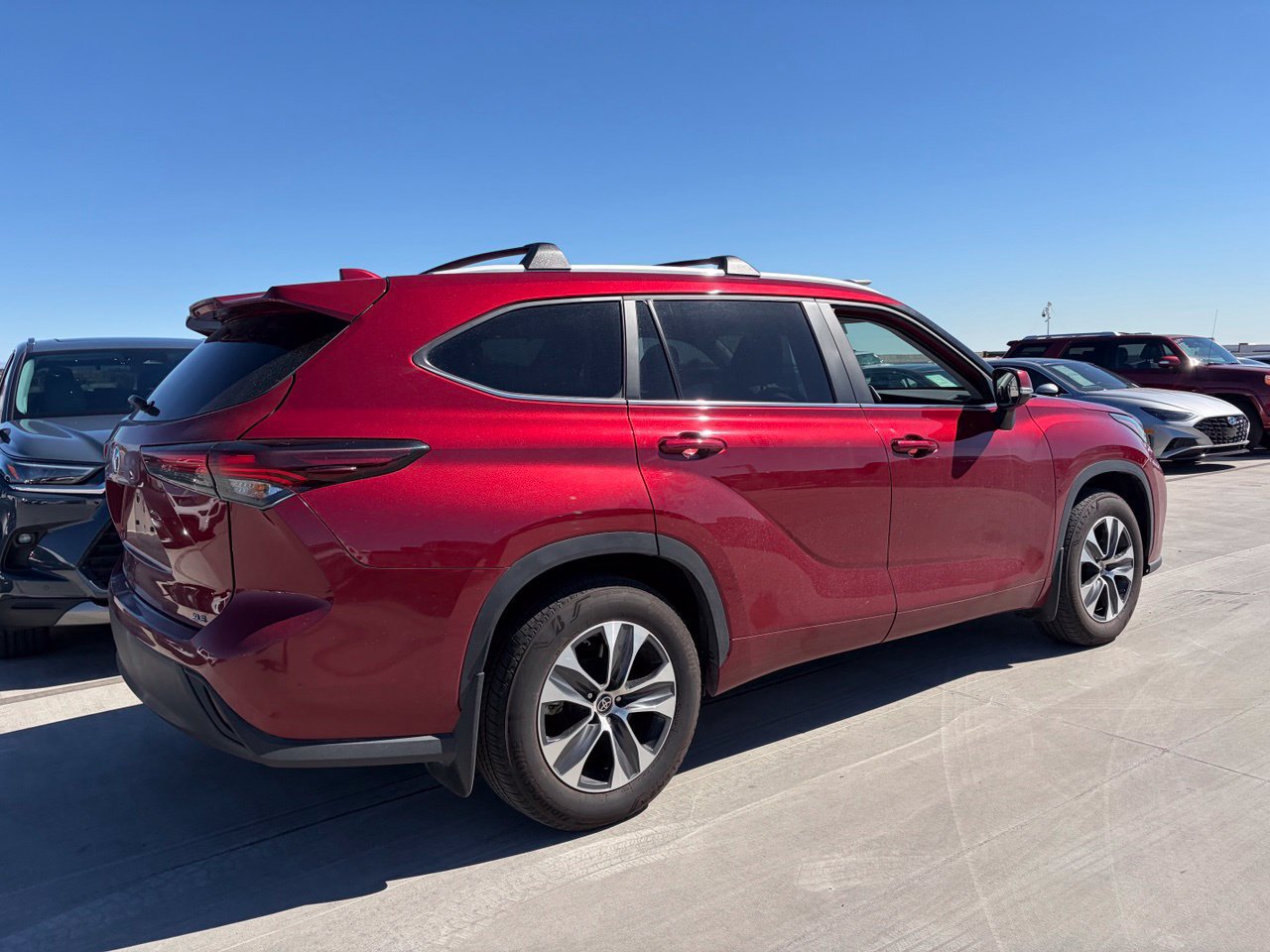 Certified 2025 Toyota Highlander XLE SUV