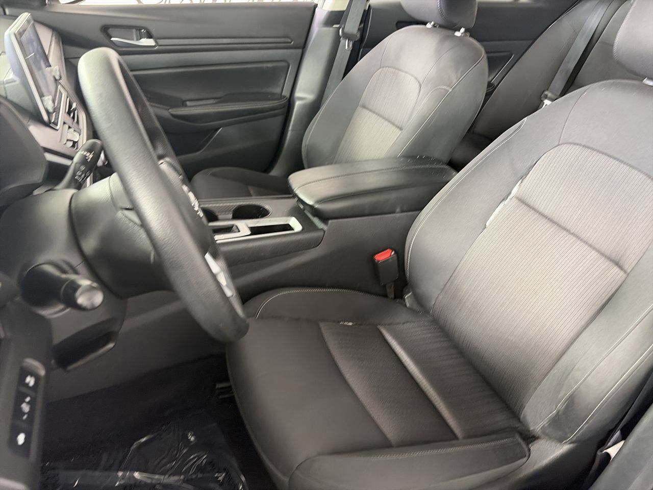 2025 Nissan Altima SV - Photo 19