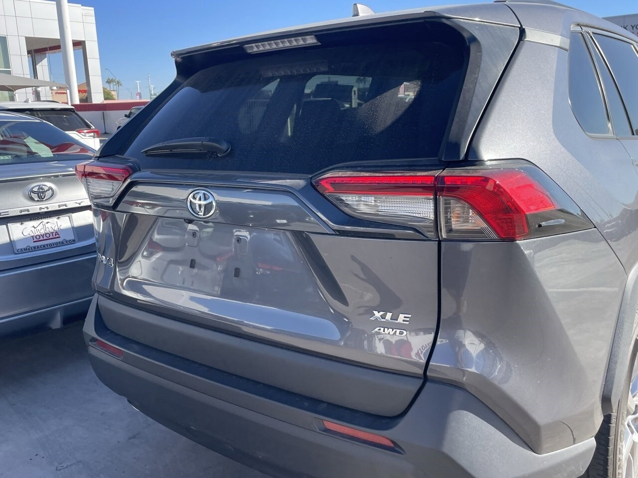 2024 Toyota RAV4 XLE photo 2