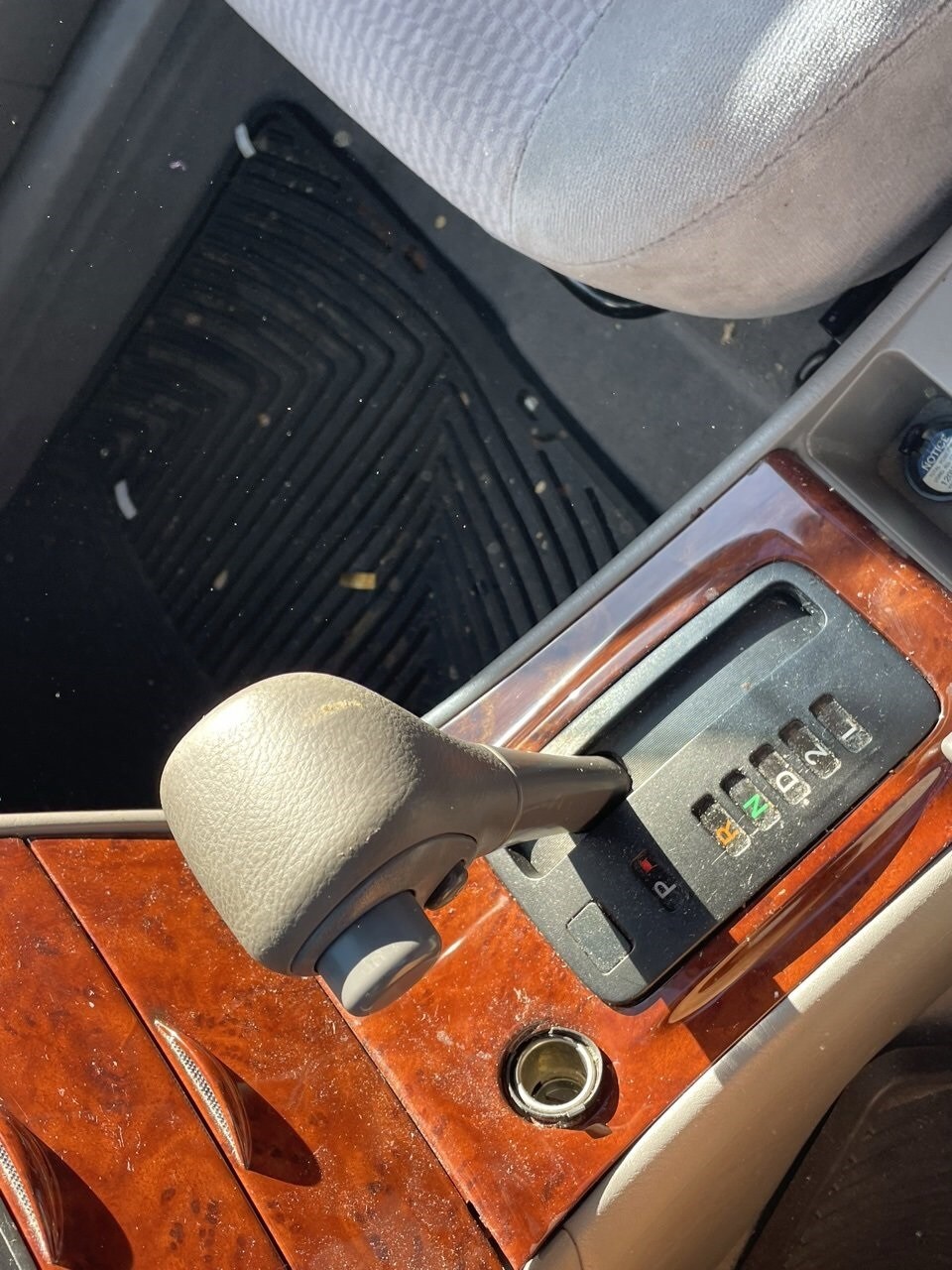 2006 Toyota Corolla LE photo 4