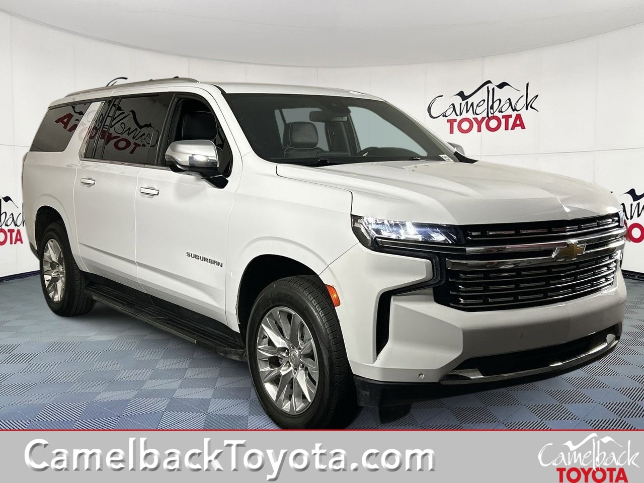 2023 Chevrolet Suburban Premier's photo