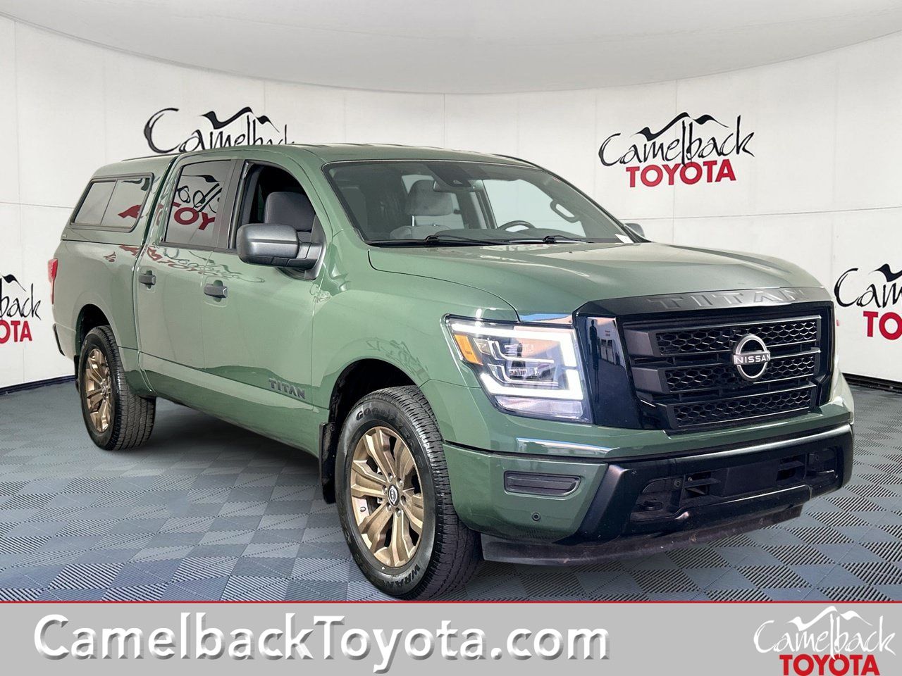  2024 Nissan Titan SV Crew Cab 4WD   