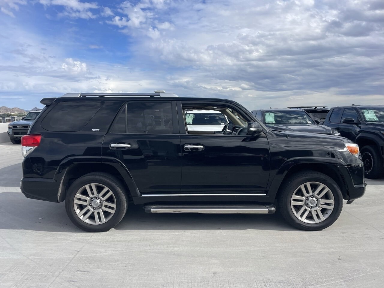 2010 Toyota 4Runner Limited photo 3