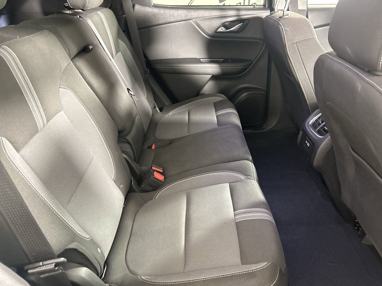 2025 Chevrolet Blazer 2LT - Photo 24