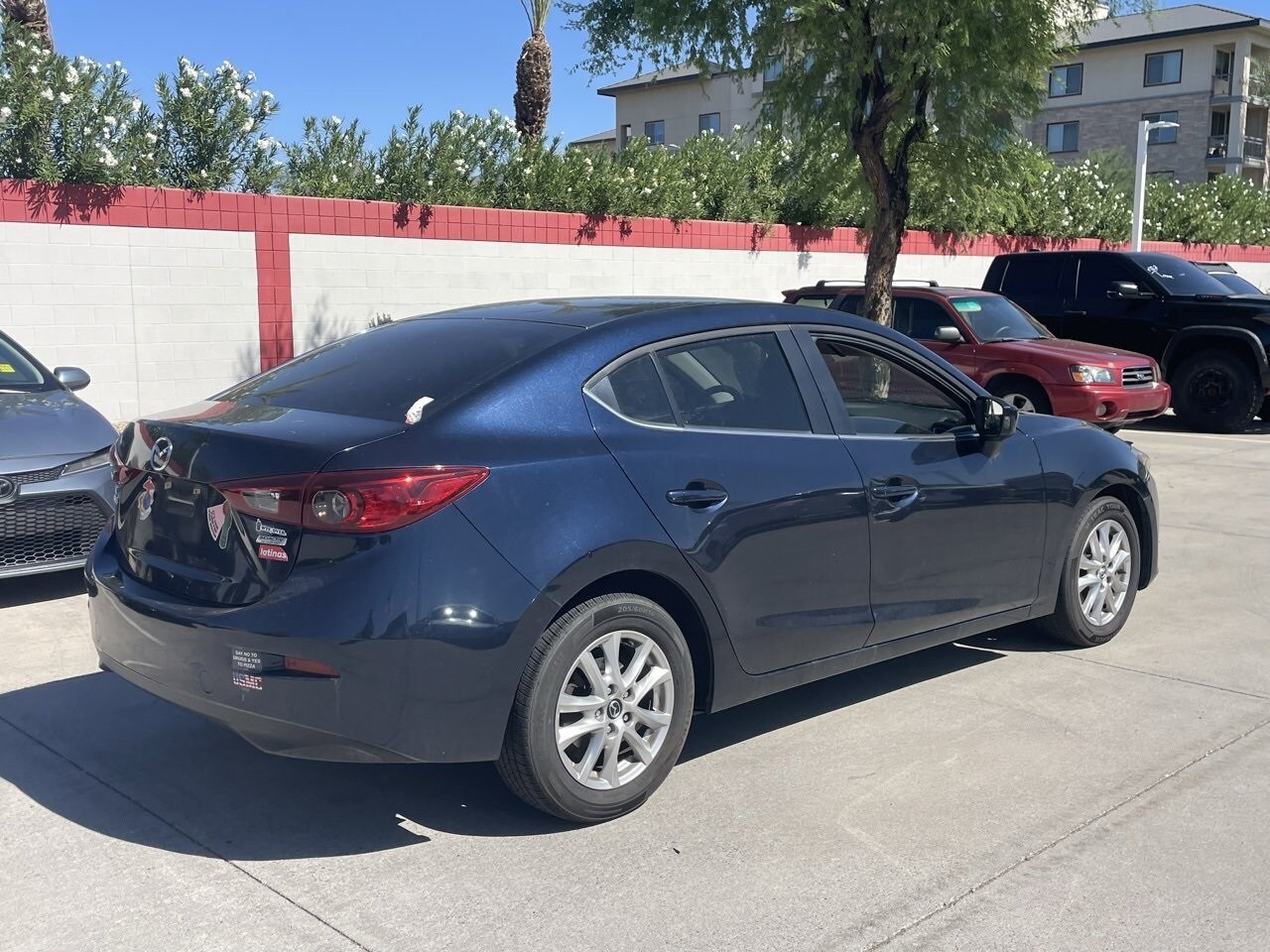 2016 Mazda Mazda3 i Sport photo 2