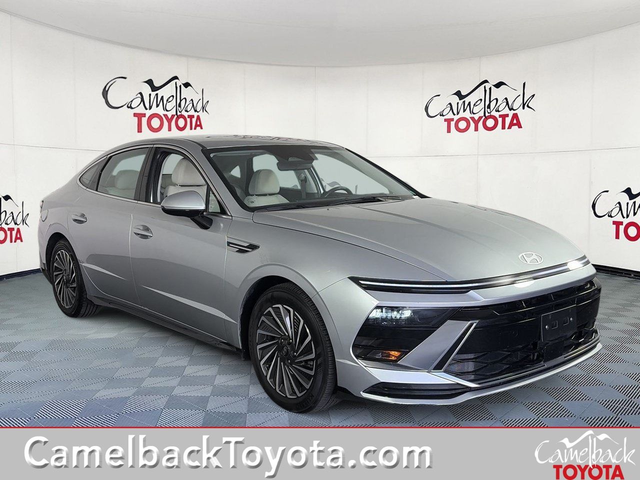 2025 Hyundai Sonata Hybrid
