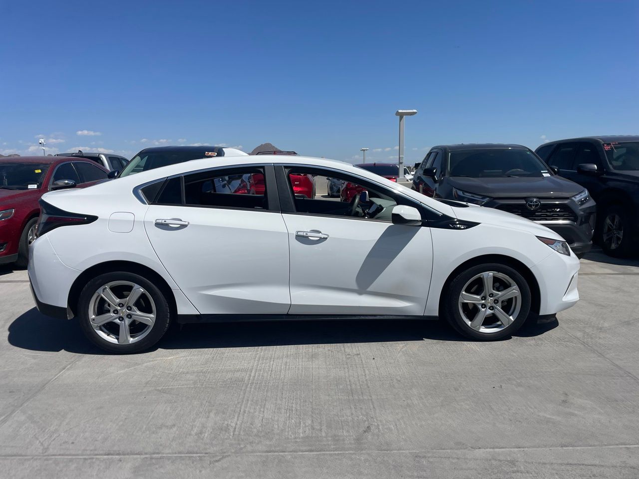 Used 2016 Chevrolet Volt LT with VIN 1G1RC6S53GU123166 for sale in Phoenix, AZ
