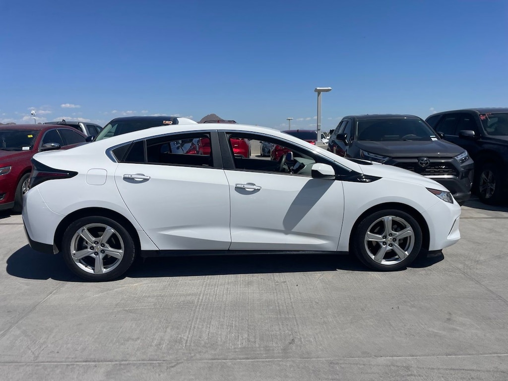 Used 2016 Chevrolet Volt LT Hatchback