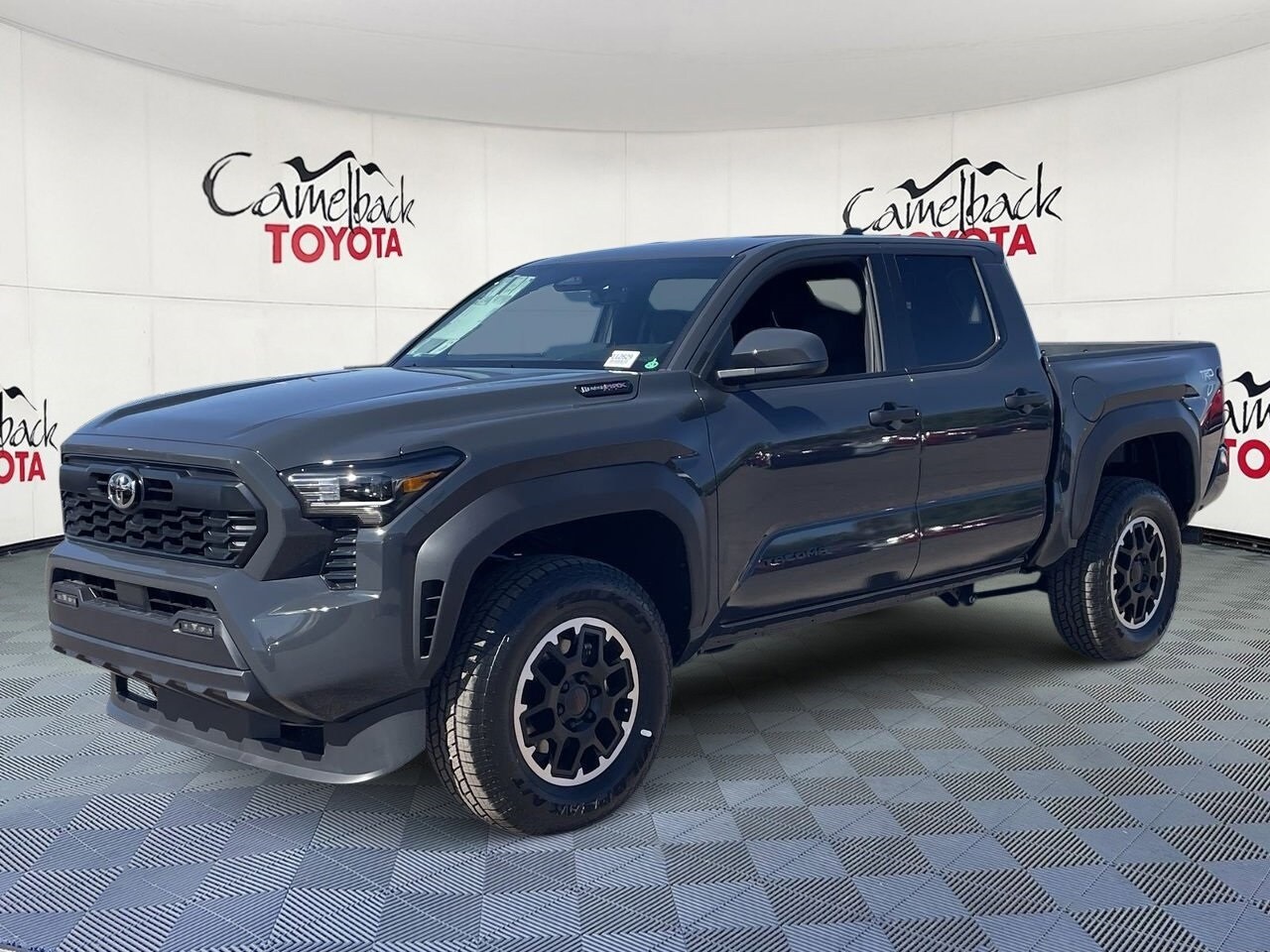2025 Toyota Tacoma TRD photo 2