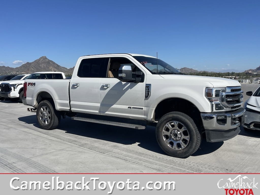 Used 2022 Ford F-250SD Lariat Truck Crew Cab