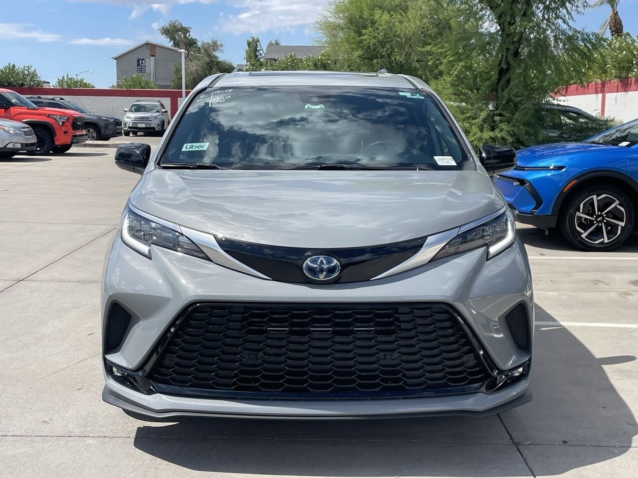 2024 Toyota Sienna XSE photo 4