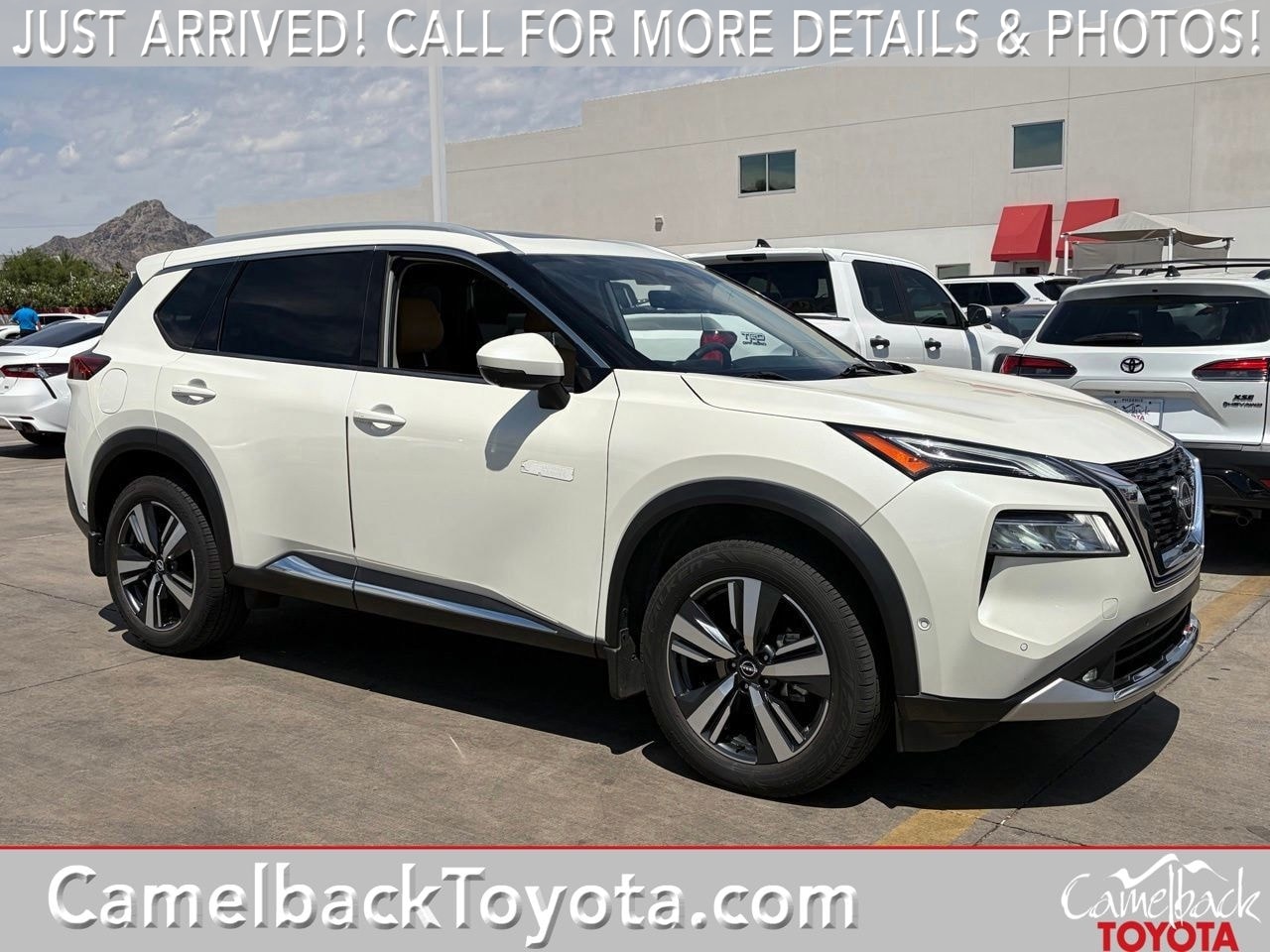 2022 Nissan Rogue Platinum FWD's photo