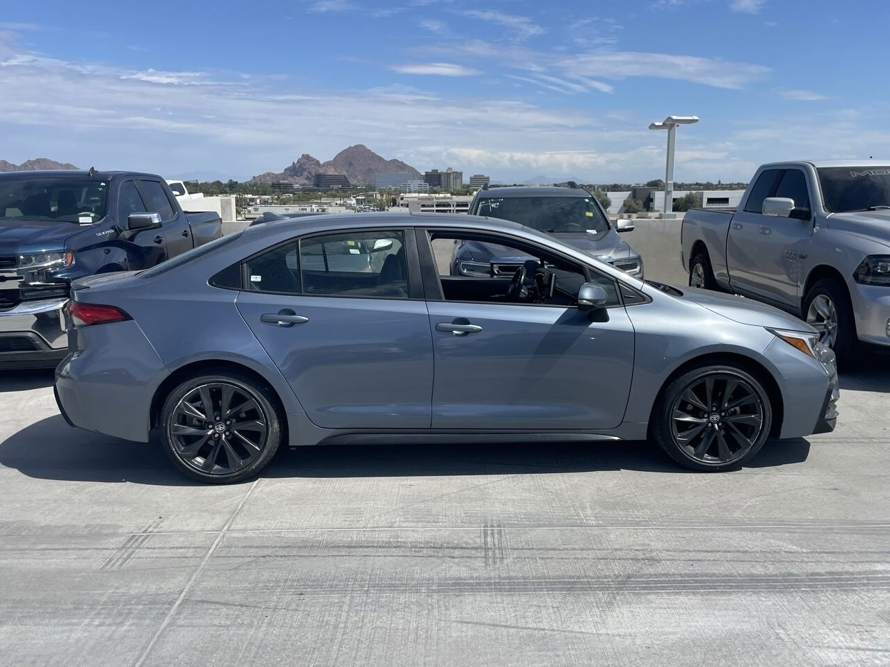 2023 Toyota Corolla XSE photo 2