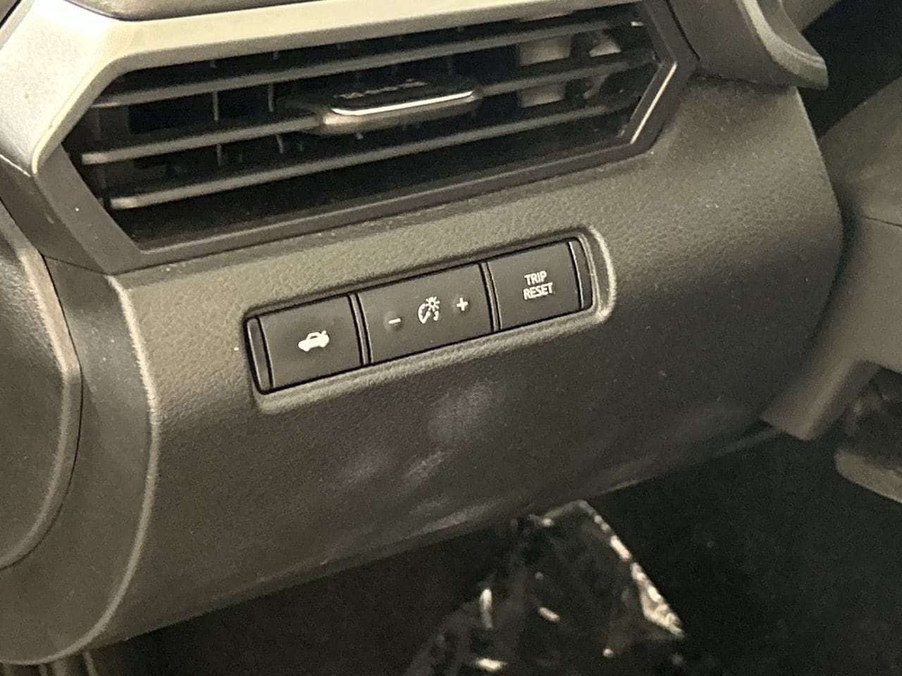 2024 Nissan Altima S - Photo 13