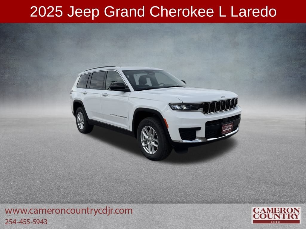 2025 Jeep Grand Cherokee L Laredo's photo
