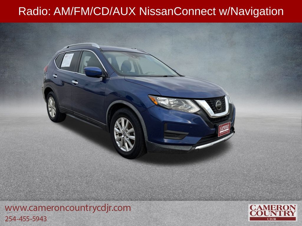 2020 Nissan Rogue SV's photo