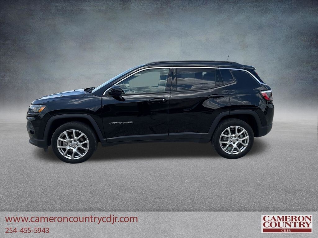 Used 2022 Jeep Compass Latitude Lux SUV