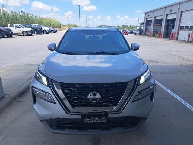 Used 2023 Nissan Rogue SV with VIN 5N1BT3BA0PC777273 for sale in Cameron, TX