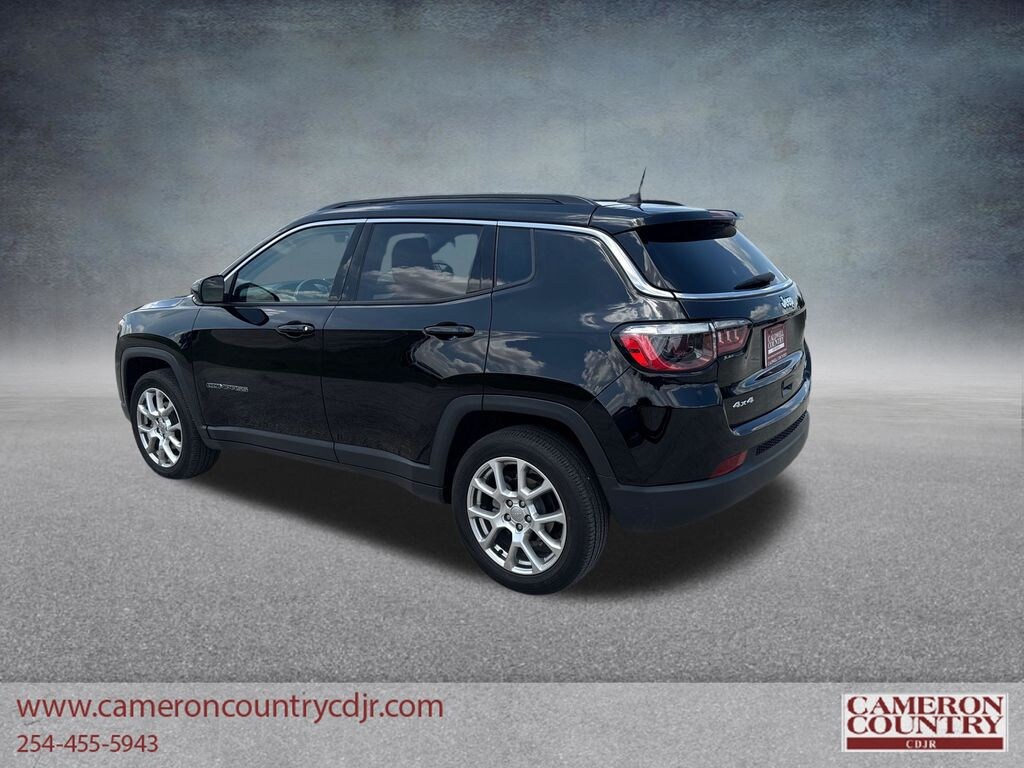 Used 2022 Jeep Compass Latitude Lux SUV