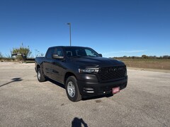 2026 Ram 1500 TRADESMAN CREW CAB 4X4 5'7 BOX Pickup