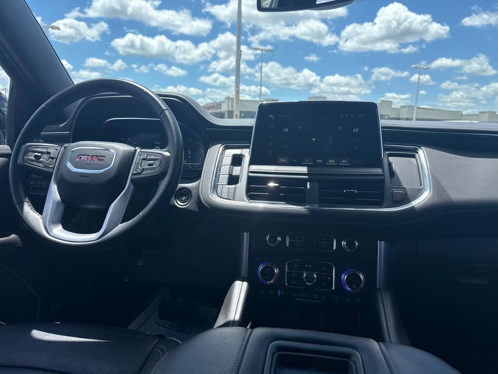 2024 GMC Yukon SLT - Photo 24