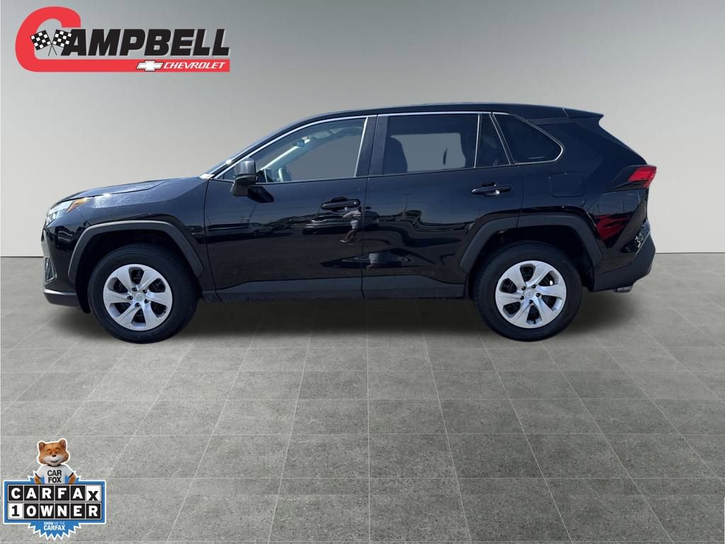 2024 Toyota RAV4 LE photo 2