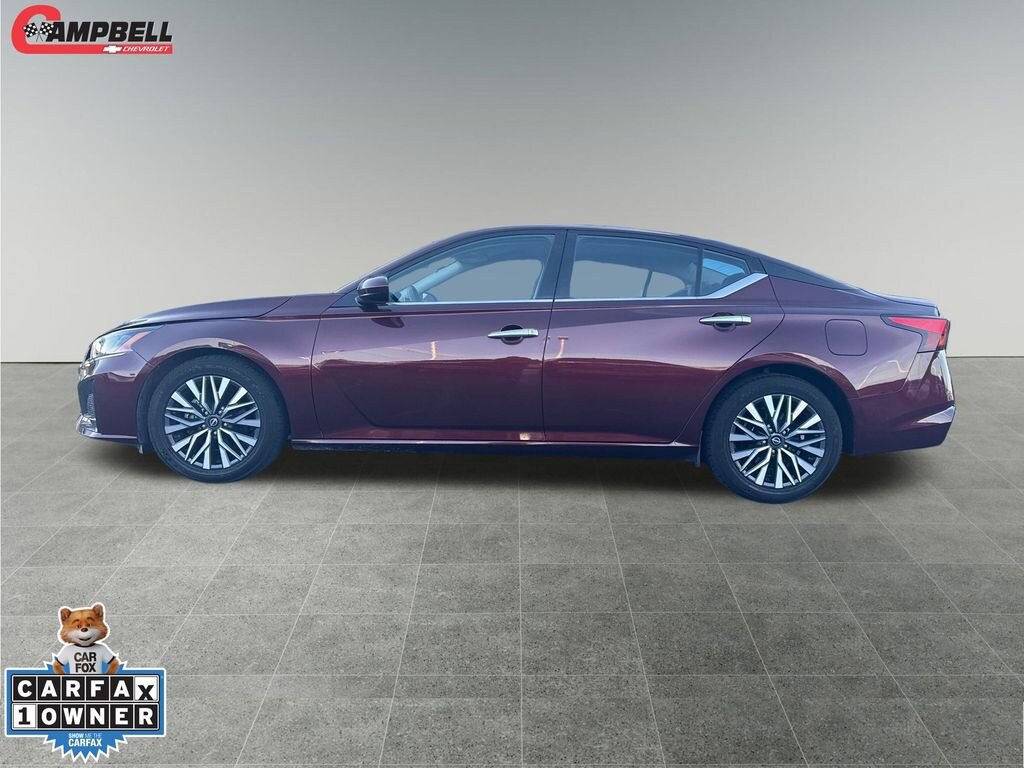 Used 2023 Nissan Altima 2.5 SV Sedan