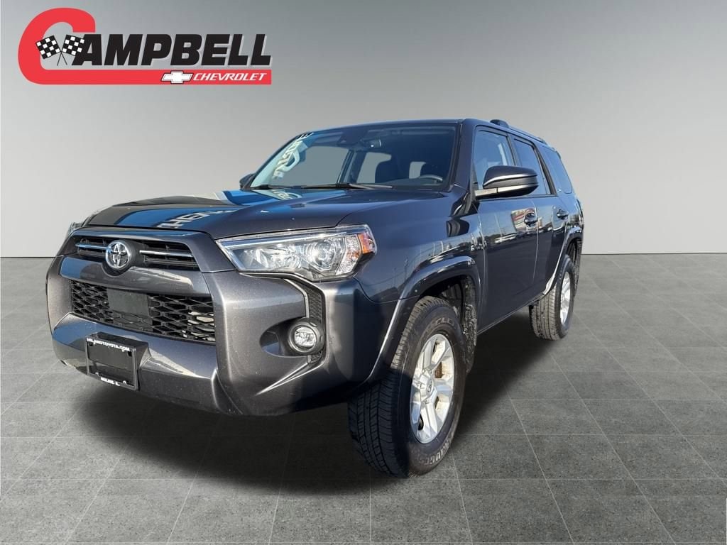 2023 Toyota 4Runner SR5's photo