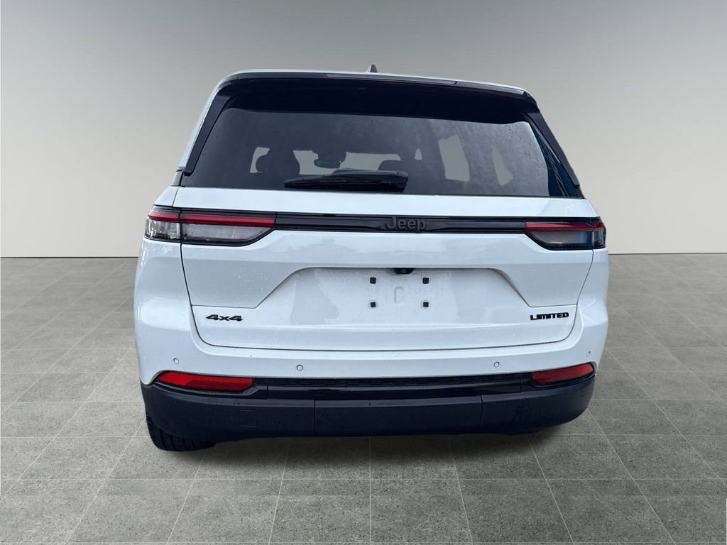 Used 2024 Jeep Grand Cherokee Limited SUV