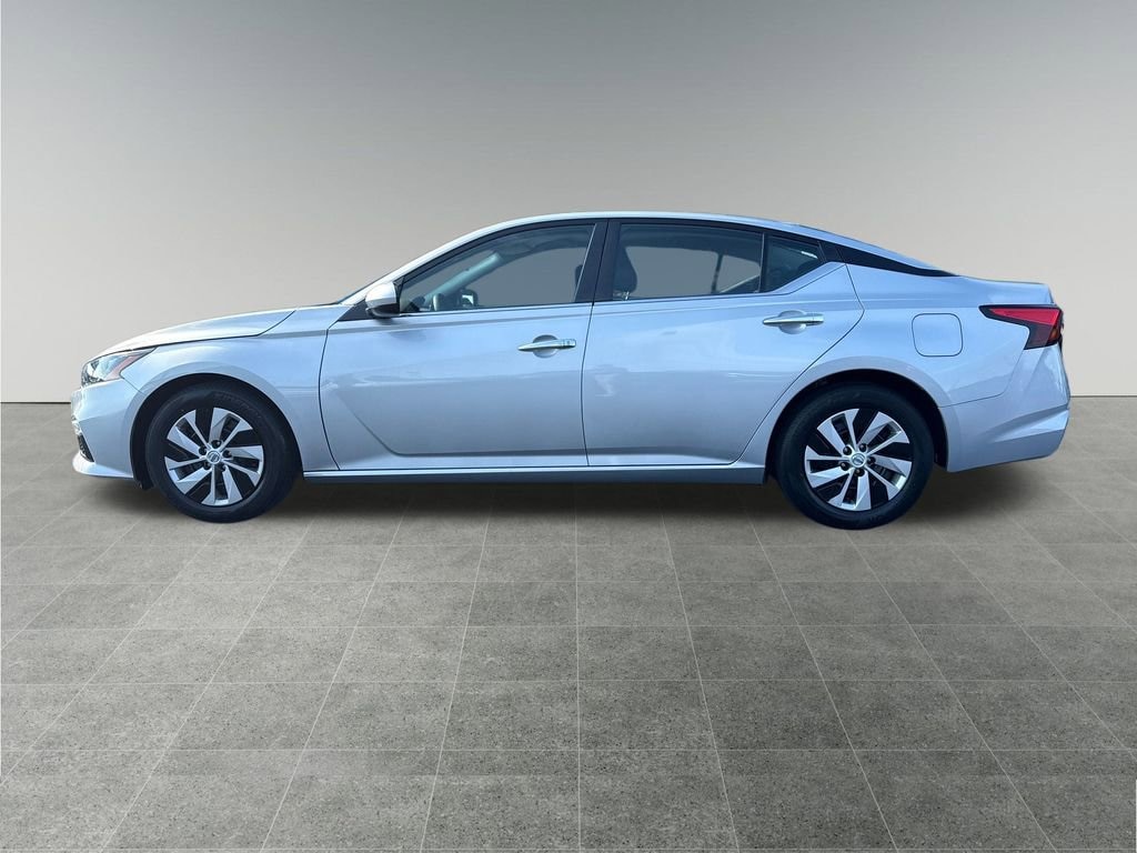 Used 2022 Nissan Altima S FWD Sedan