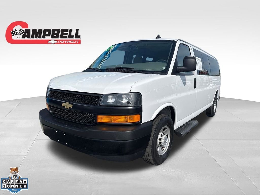 2023 Chevrolet Express 3500 LS Extended's photo