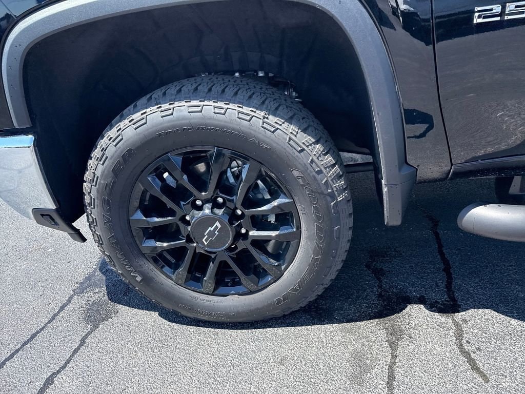 2025 Chevrolet Silverado 2500 HD LT - Photo 34