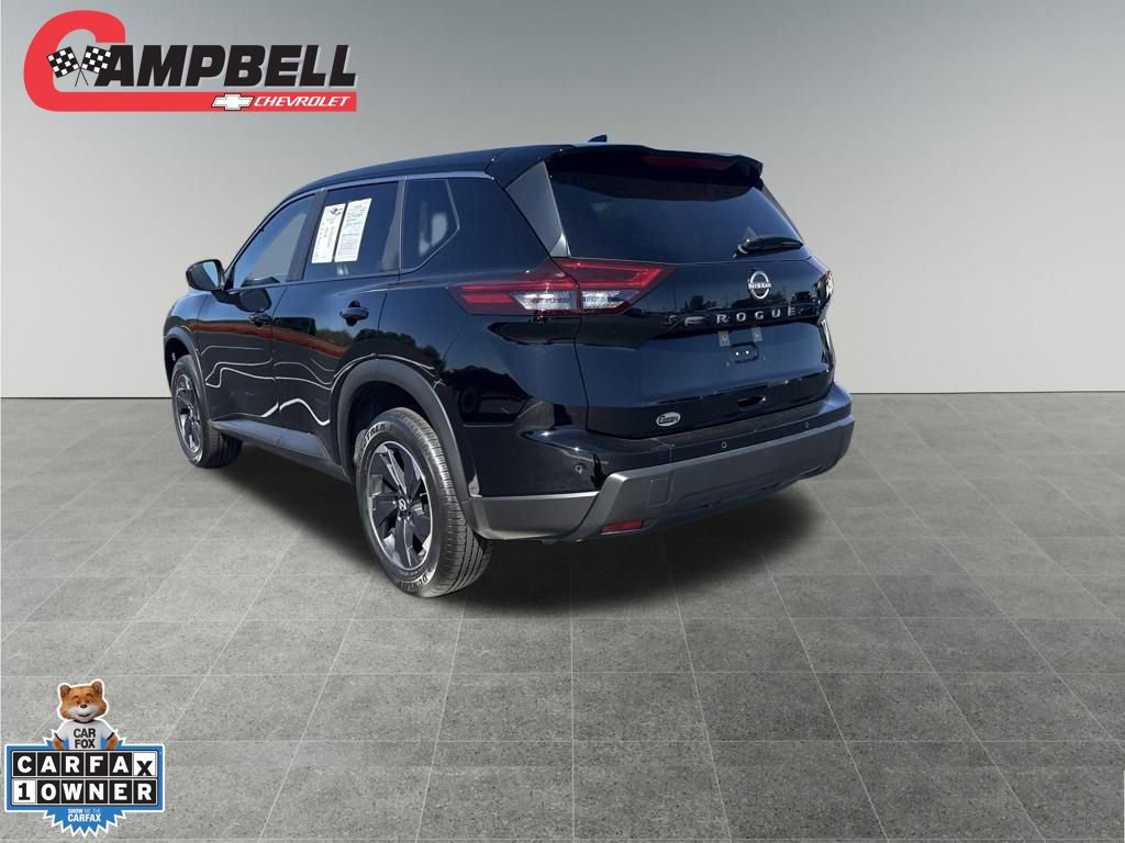 2025 Nissan Rogue SV photo 3