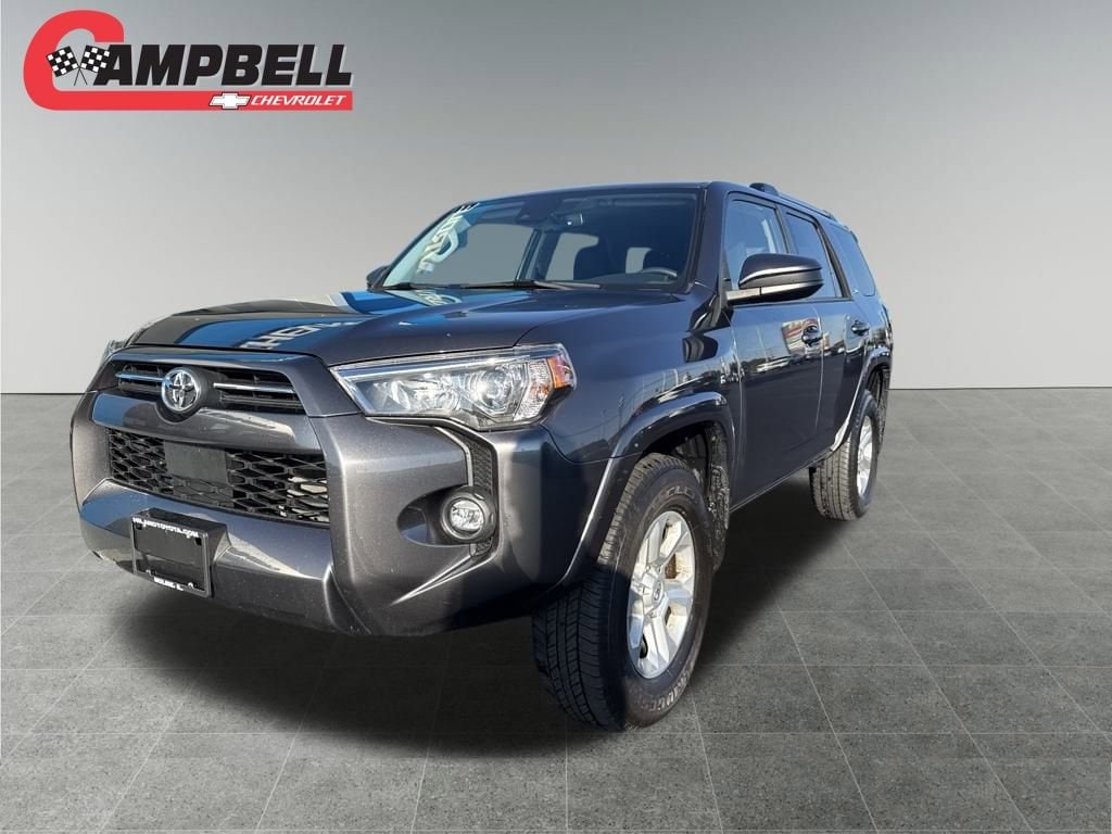 2023 Toyota 4Runner SR5's photo